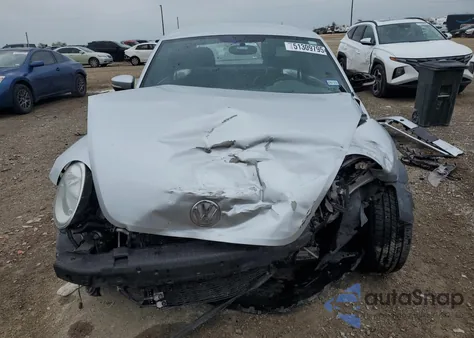 2013 Volkswagen Beetle 2.5L z USA, uszkodzony, nr VIN 3VWJX7AT7DM673319